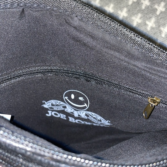 Joe Boxer small black crossbody - Picture 6 of 6